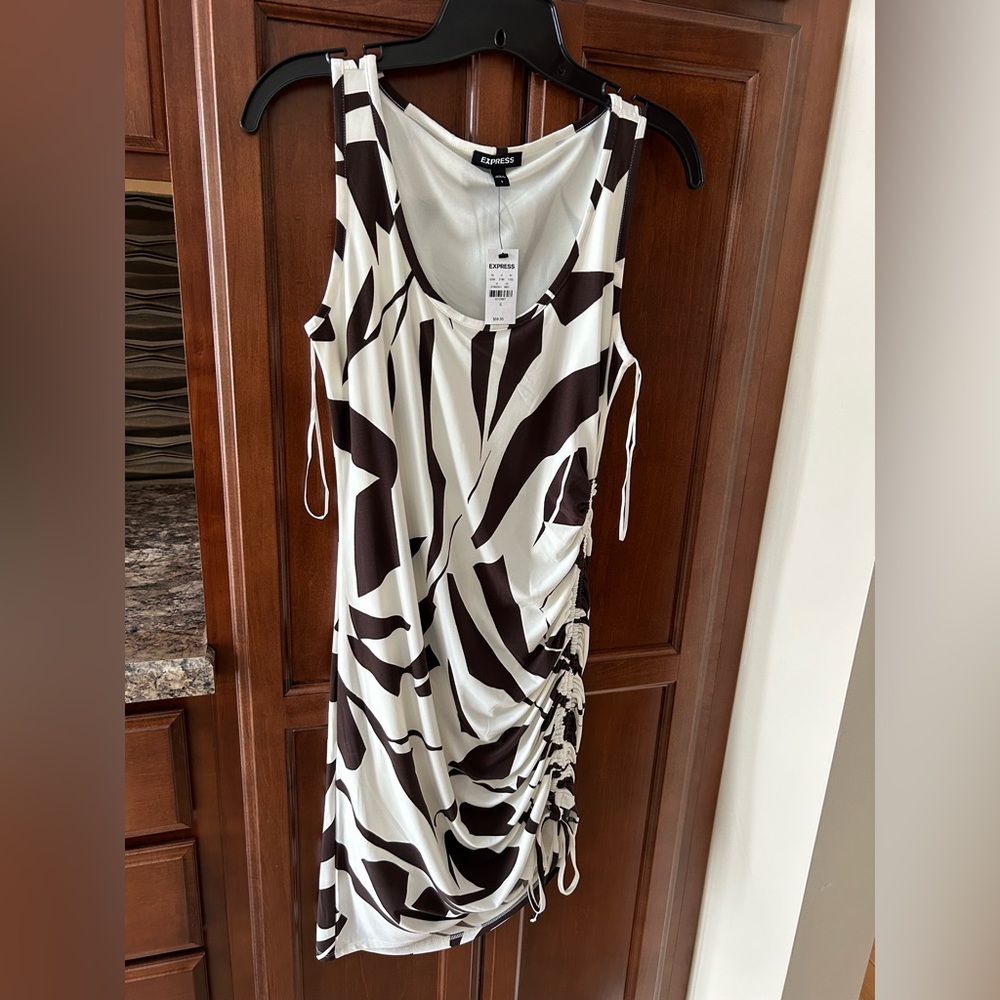 Express sleeveless dress. NWT